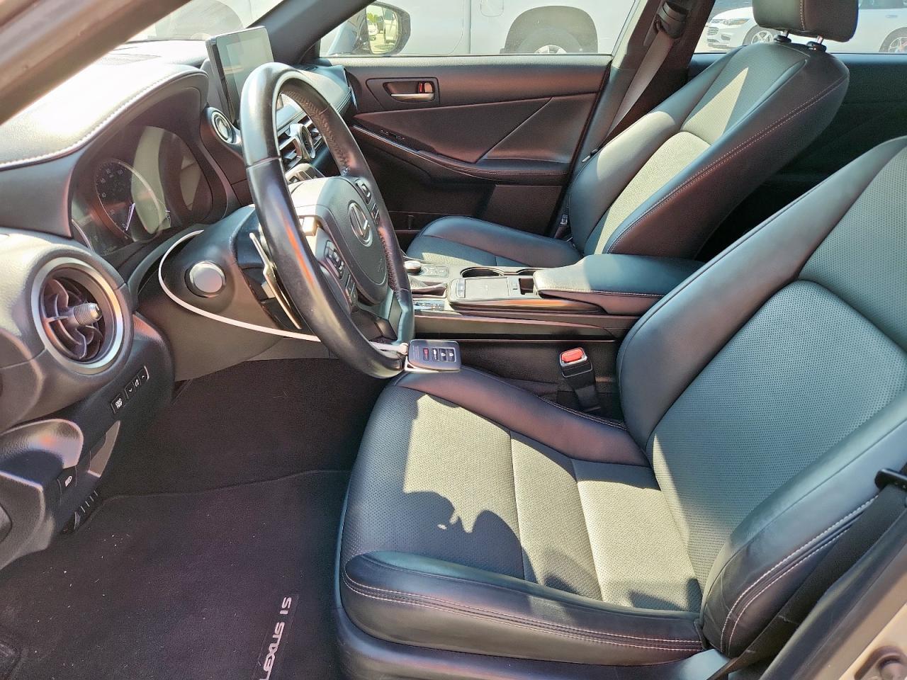 2021 Lexus Is 300 - Фото 7