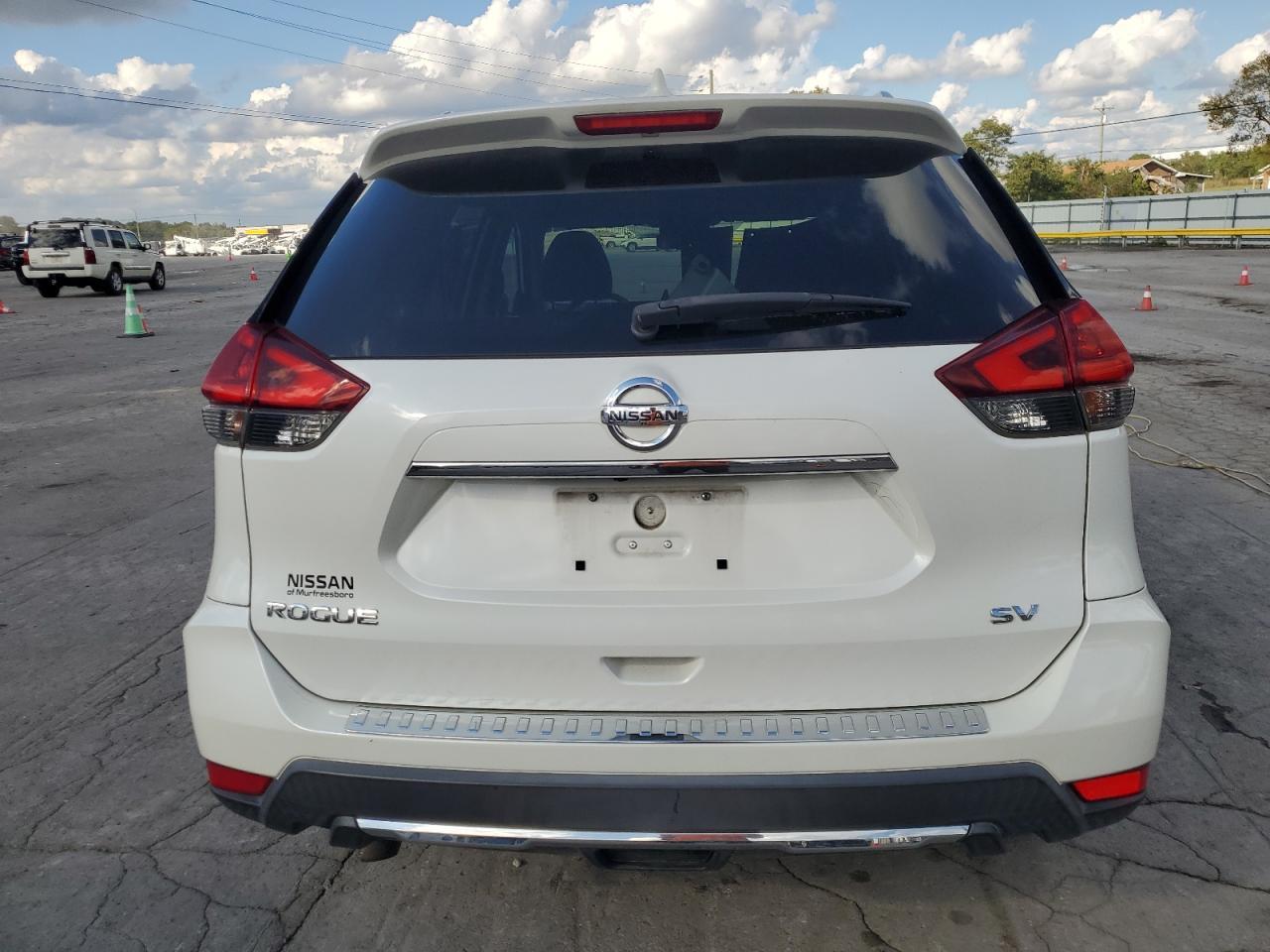 2018 Nissan Rogue S - Фото 6