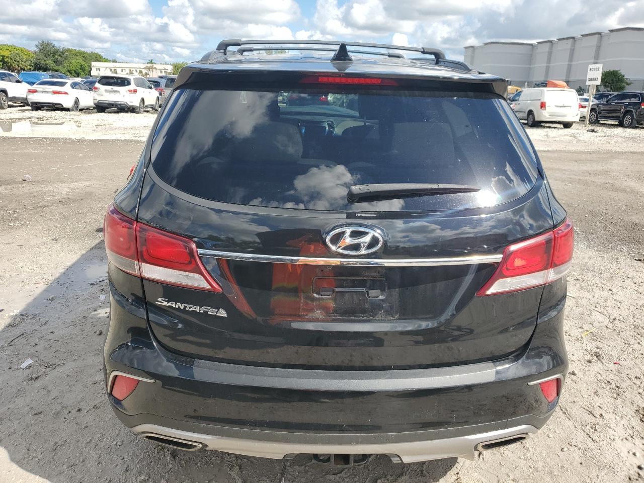 2017 Hyundai Santa Fe Se - Фото 6