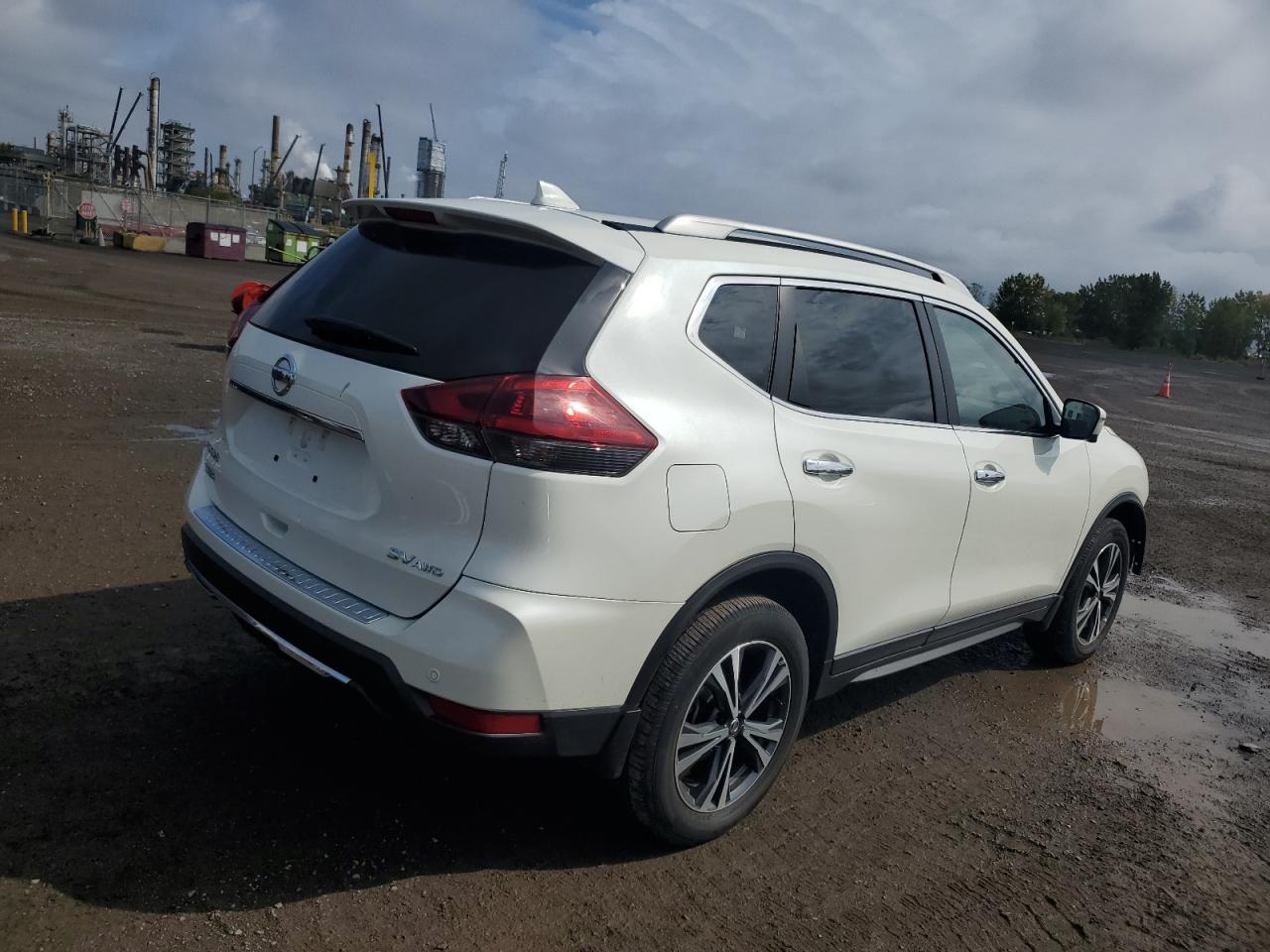 2020 Nissan Rogue S - Фото 3