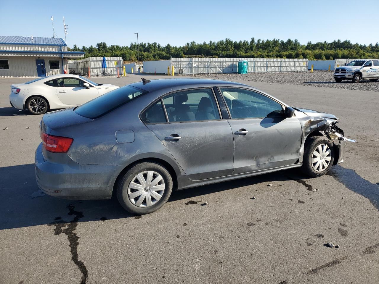 2015 Volkswagen Jetta Base - Фото 3