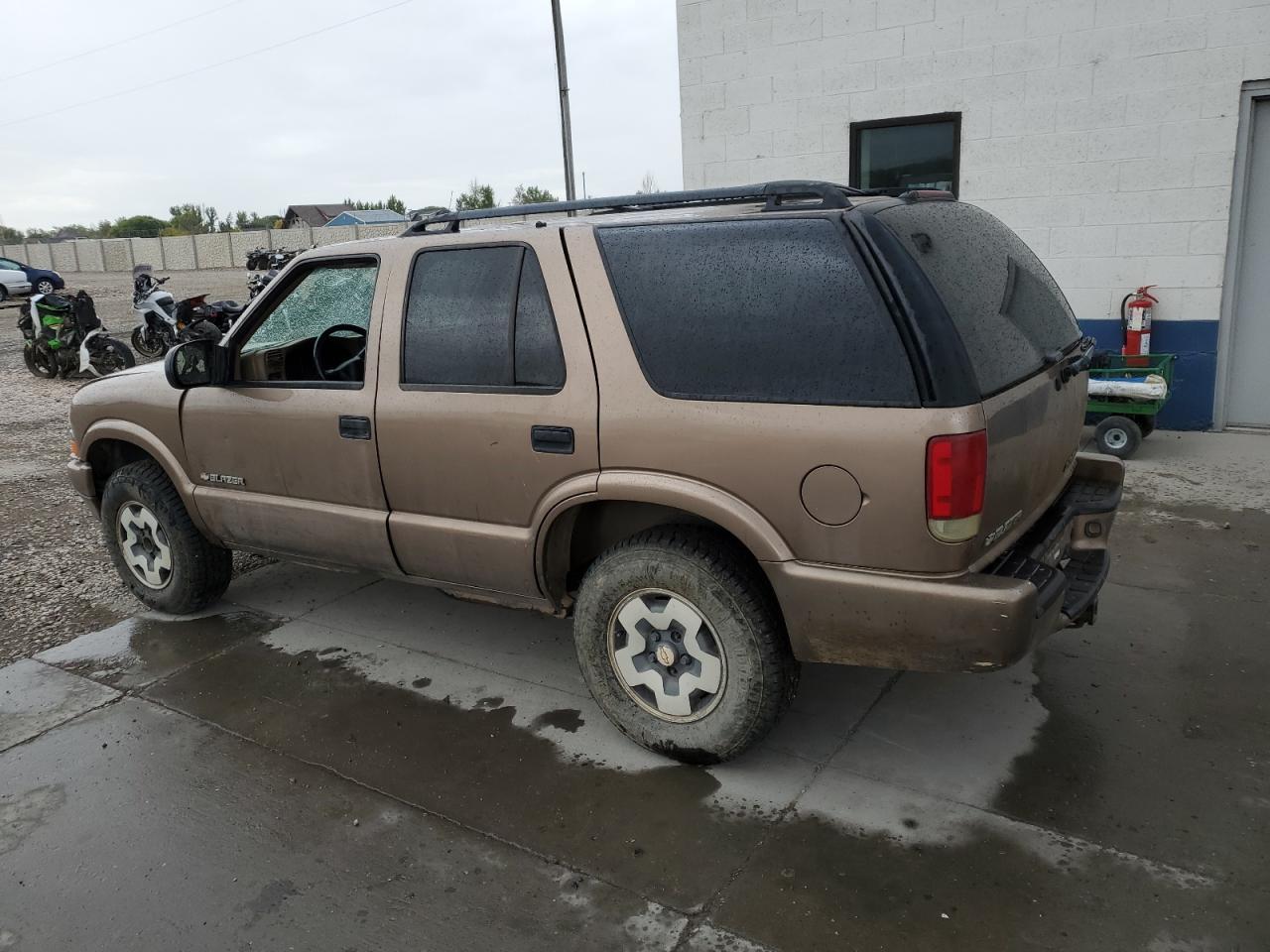 2003 Chevrolet Blazer - Фото 2