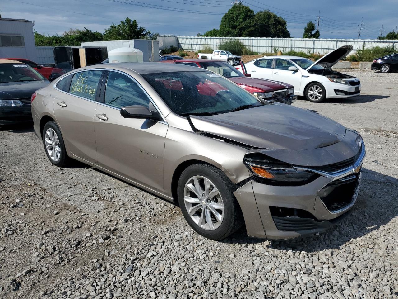 2022 Chevrolet Malibu - Фото 4