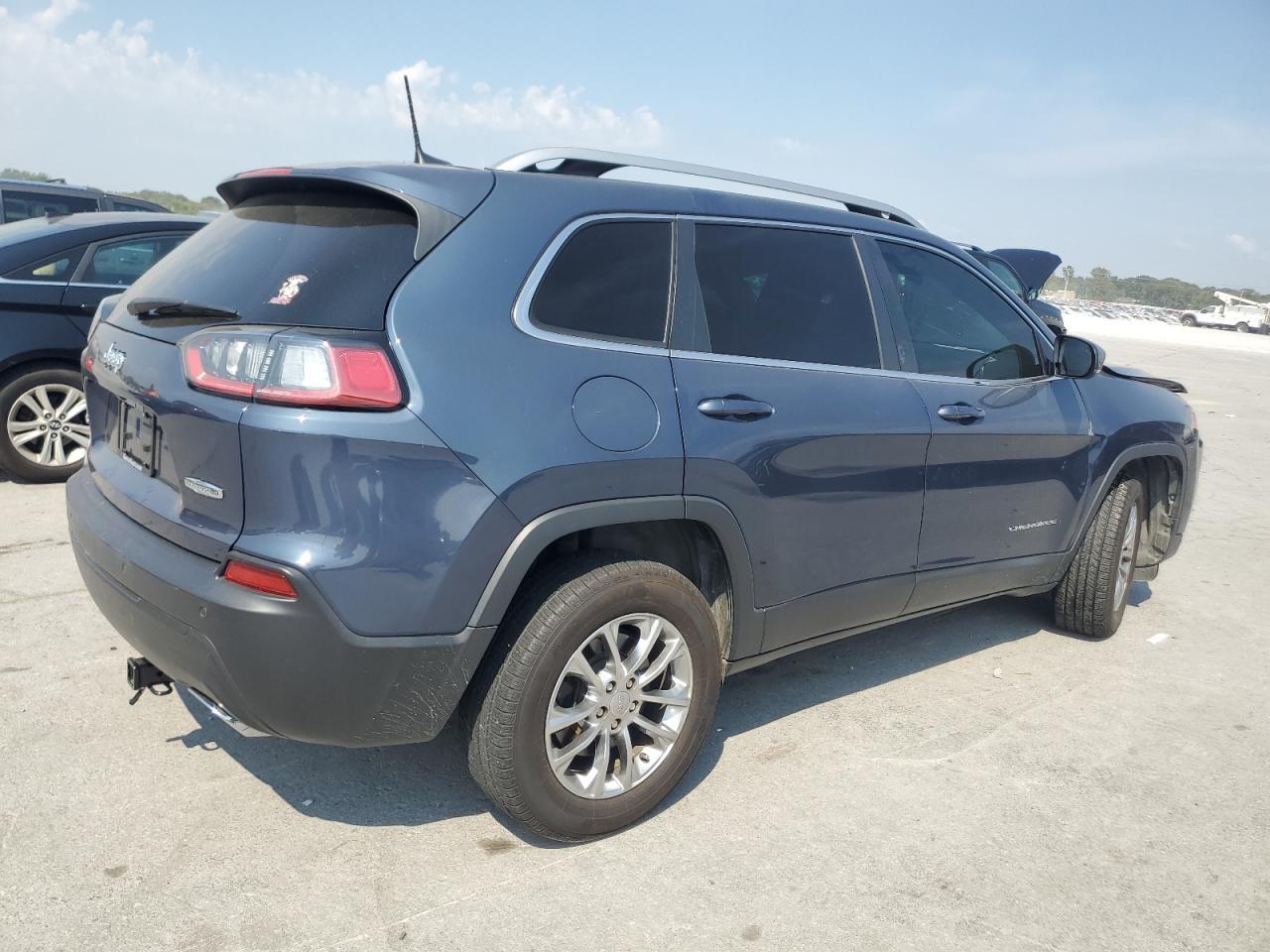 2021 Jeep Cherokee Latitude Lux - Фото 3