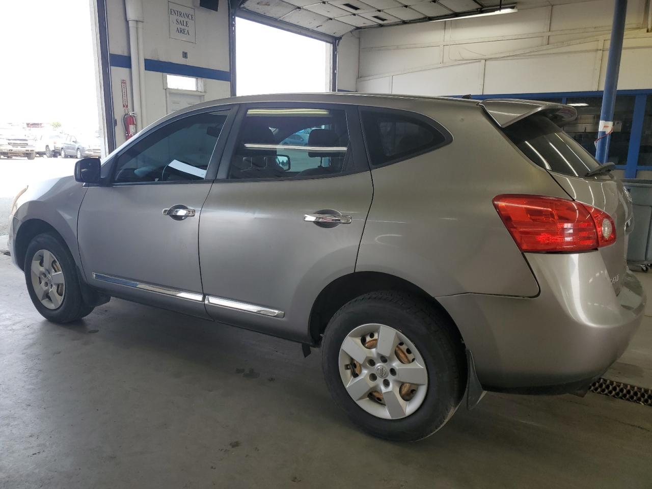2013 Nissan Rogue S - Фото 2
