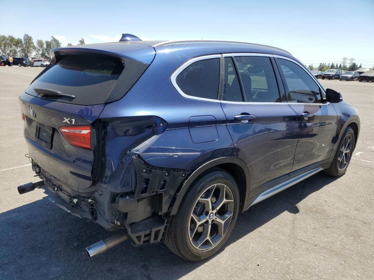 2016 BMW X1 xDrive28I - Фото 3