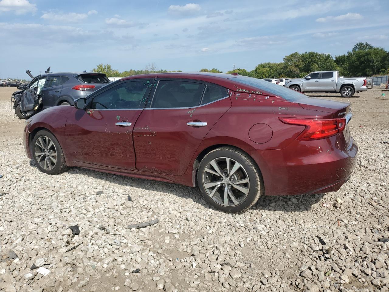 2017 Nissan Maxima 3.5S - Фото 2
