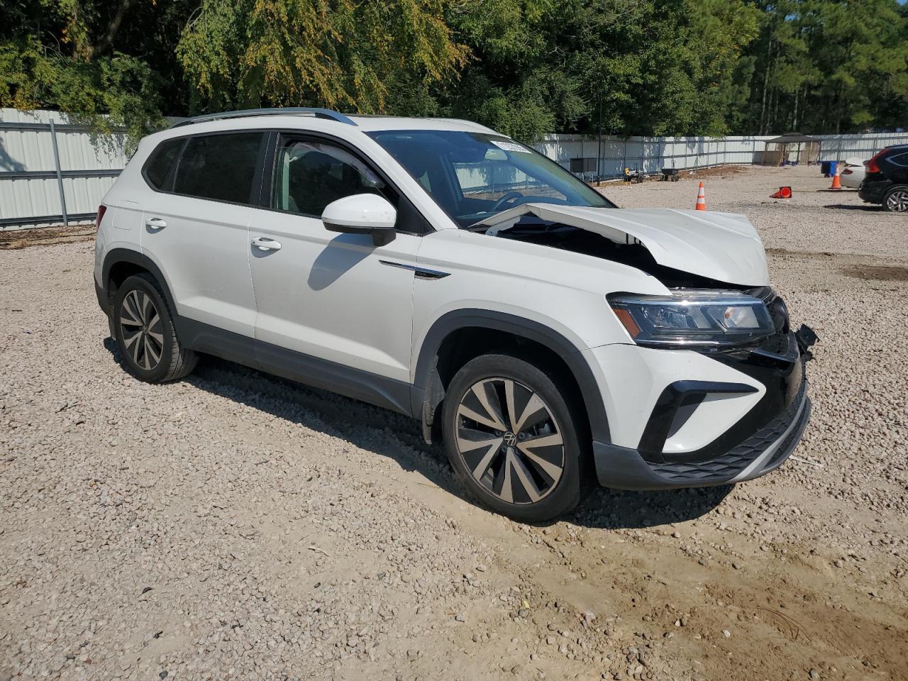 2023 Volkswagen Taos Se - Фото 4