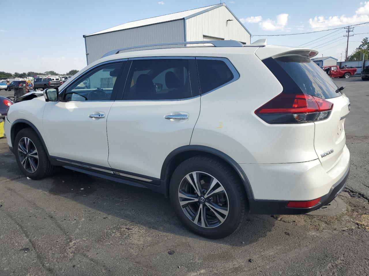 2018 Nissan Rogue S - Фото 2