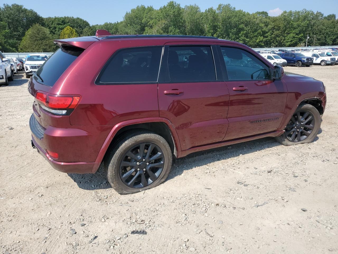 2020 Jeep Grand Cherokee Laredo - Фото 3