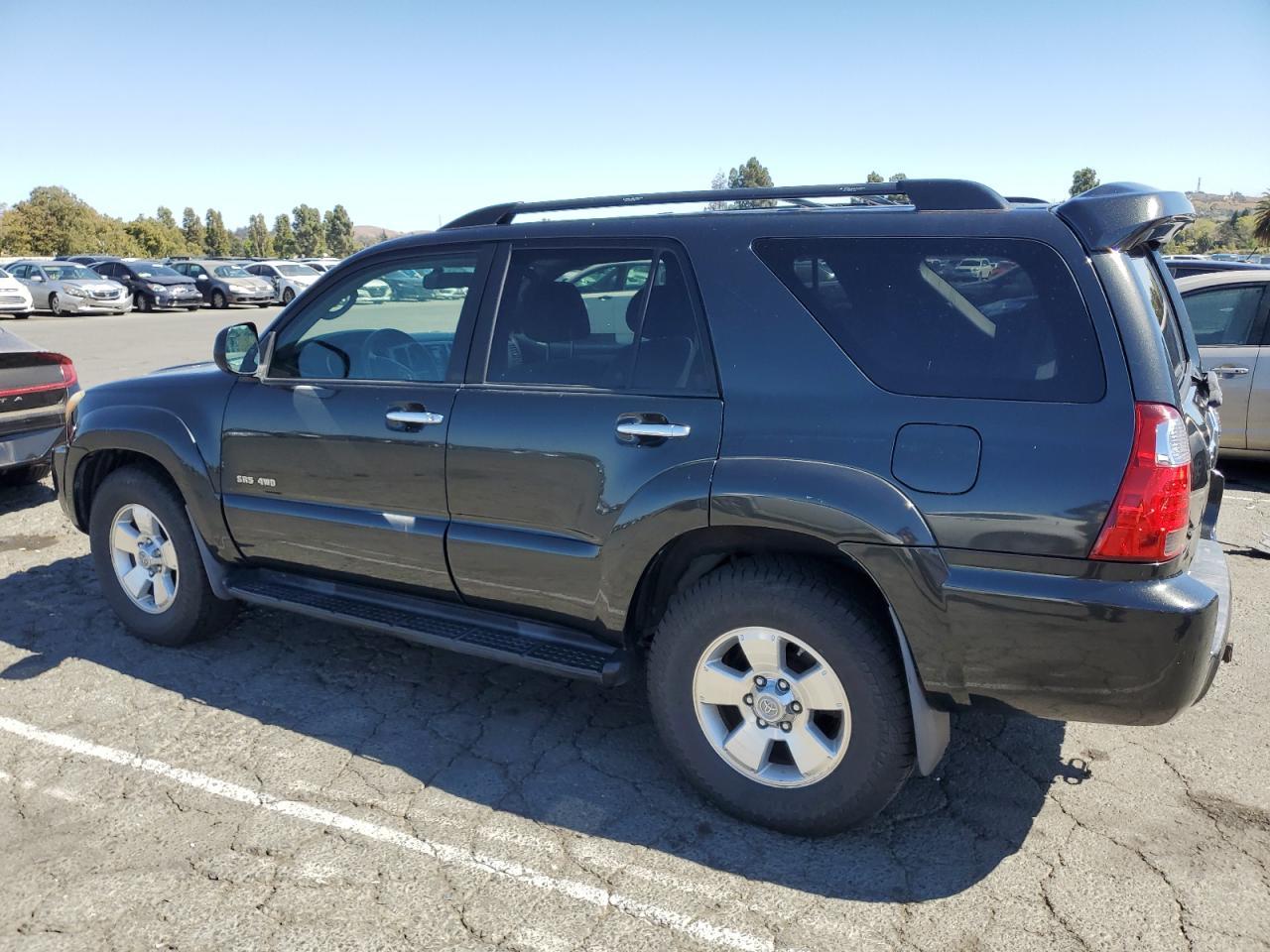2007 Toyota 4Runner Sr5 - Image 2