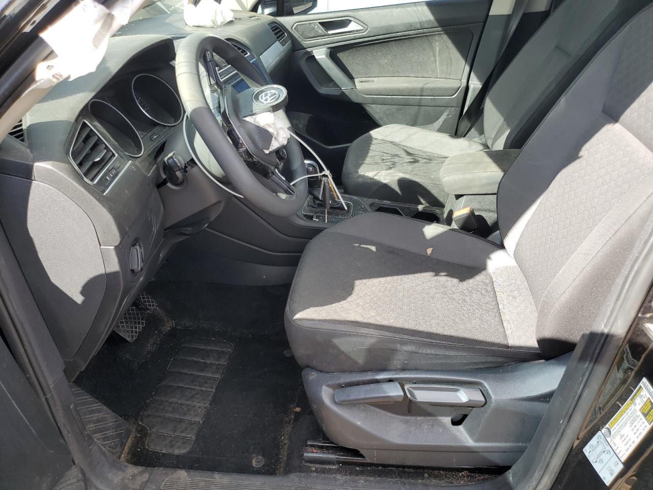 2020 Volkswagen Tiguan S - Фото 7