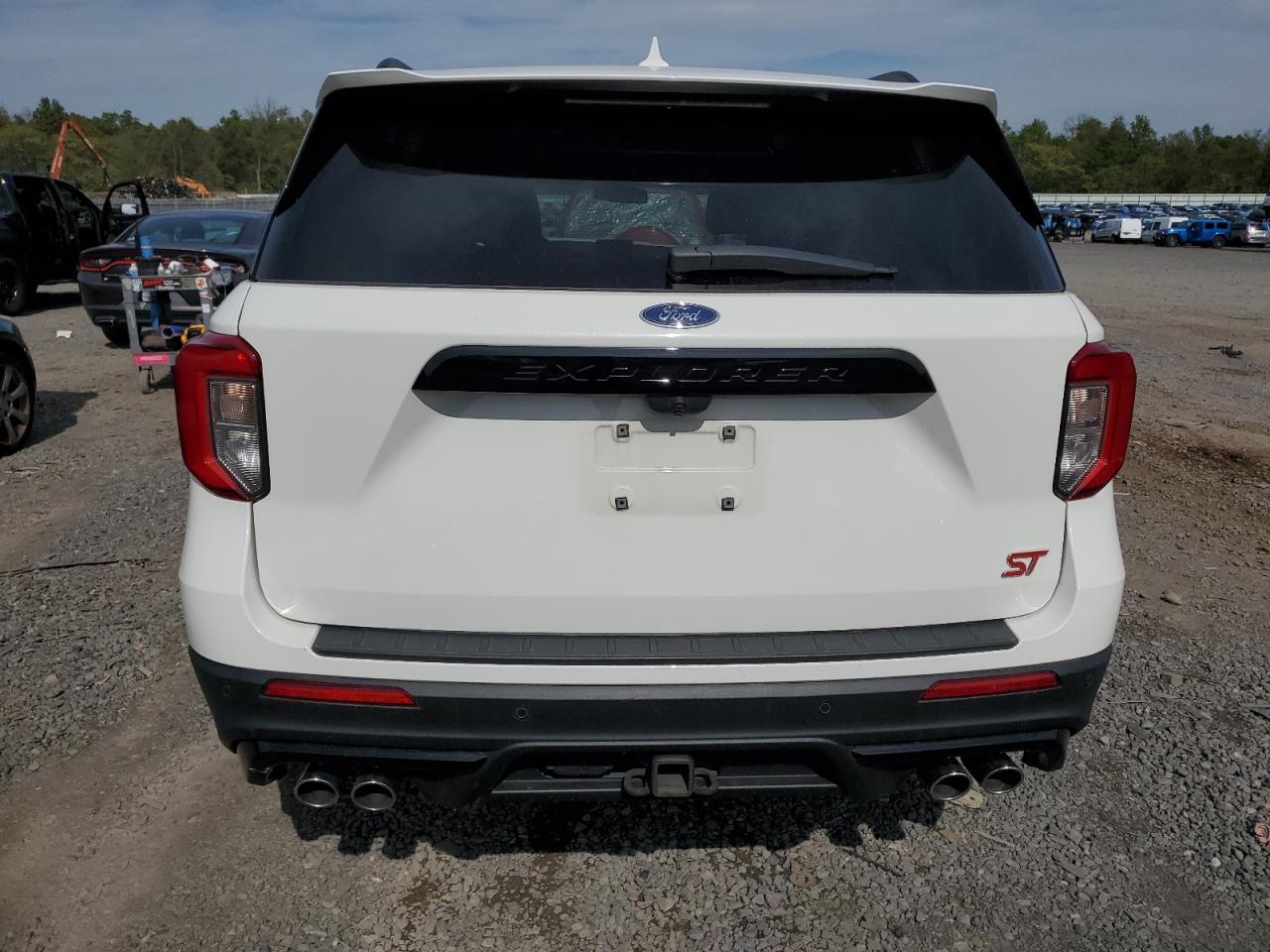 2022 Ford Explorer St - Image 6