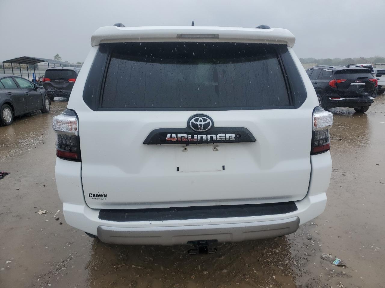 2021 Toyota 4Runner Sr5/Sr5 Premium - Image 6