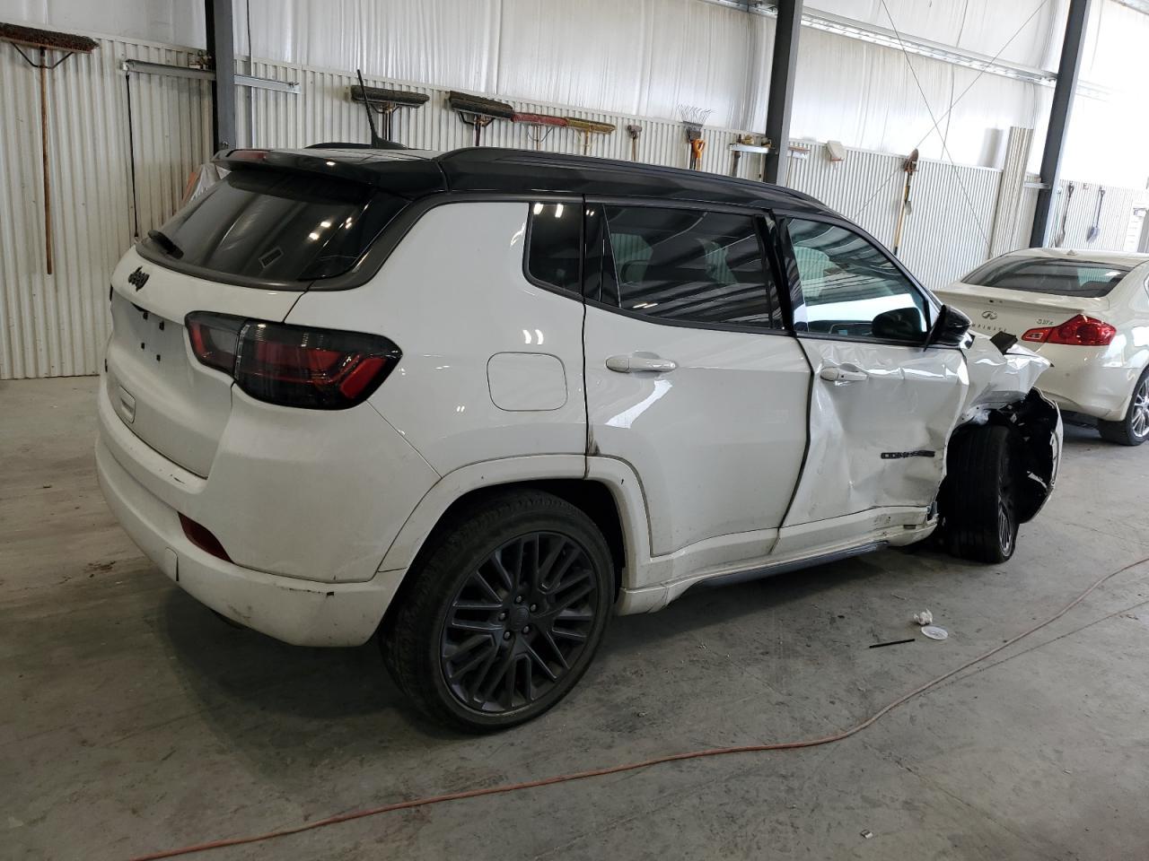 2022 Jeep Compass Limited - Image 3