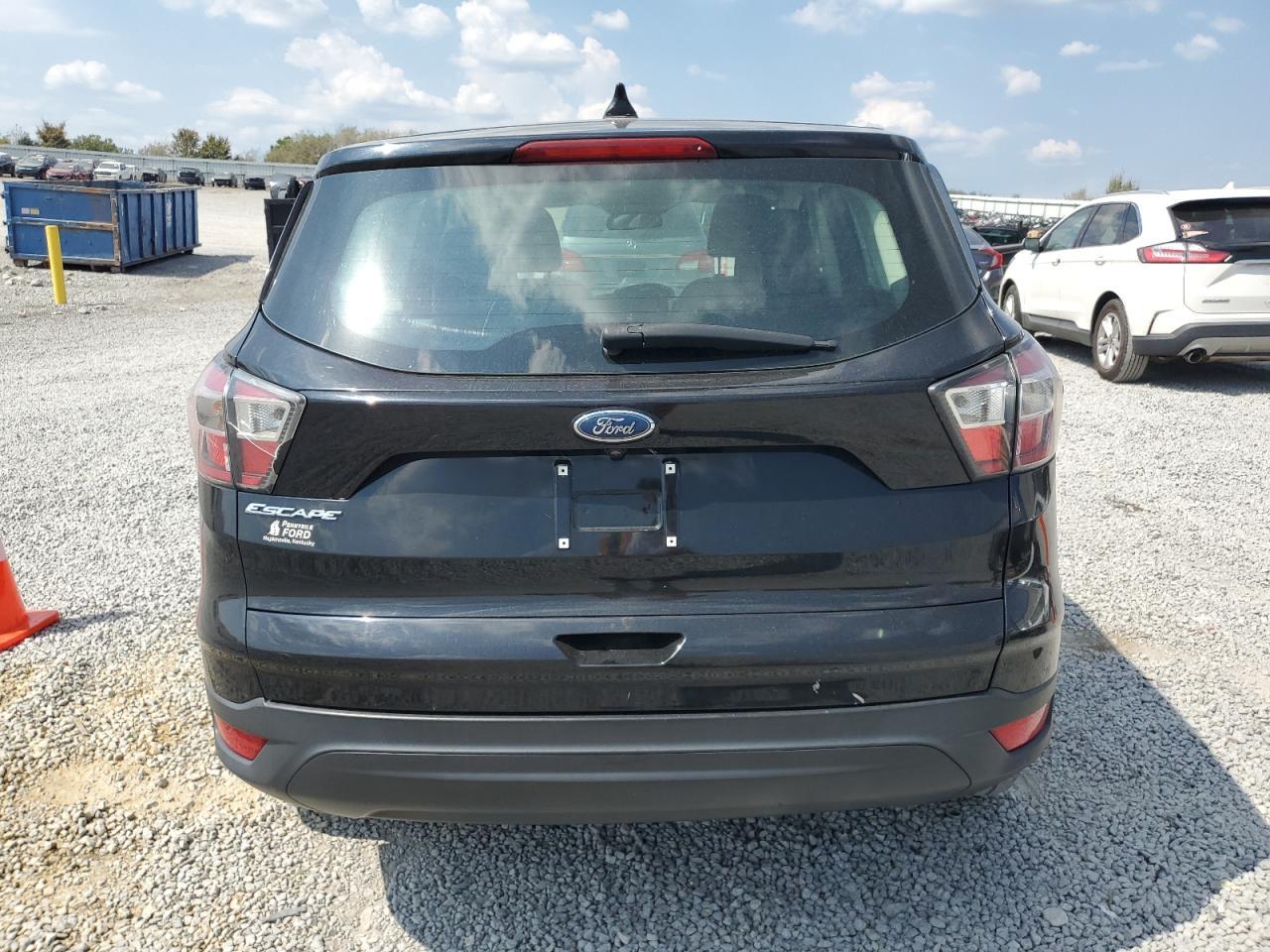 2017 Ford Escape S - Фото 6