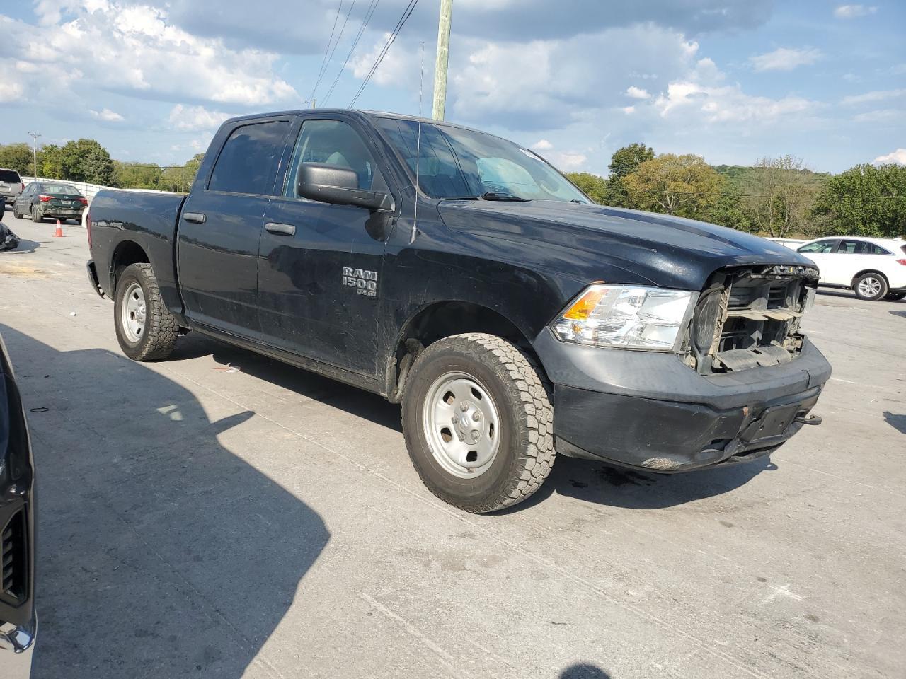 2019 Ram 1500 Classic Tradesman - Фото 4