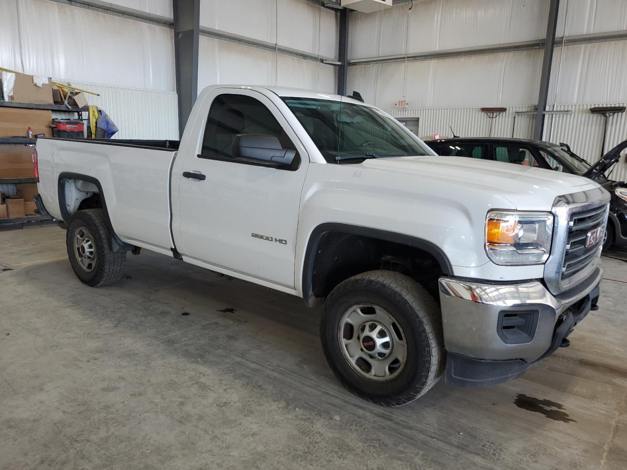 2016 GMC Sierra C2500 Heavy Duty - Image 4