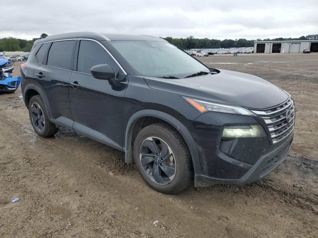 2024 Nissan Rogue Sv - Image 4