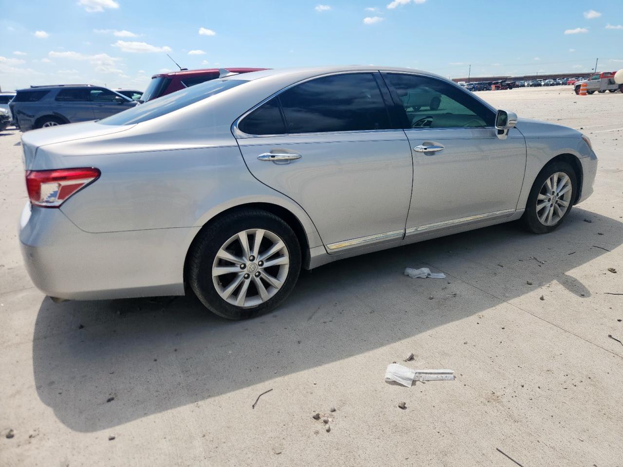 2010 Lexus Es 350 - Image 3
