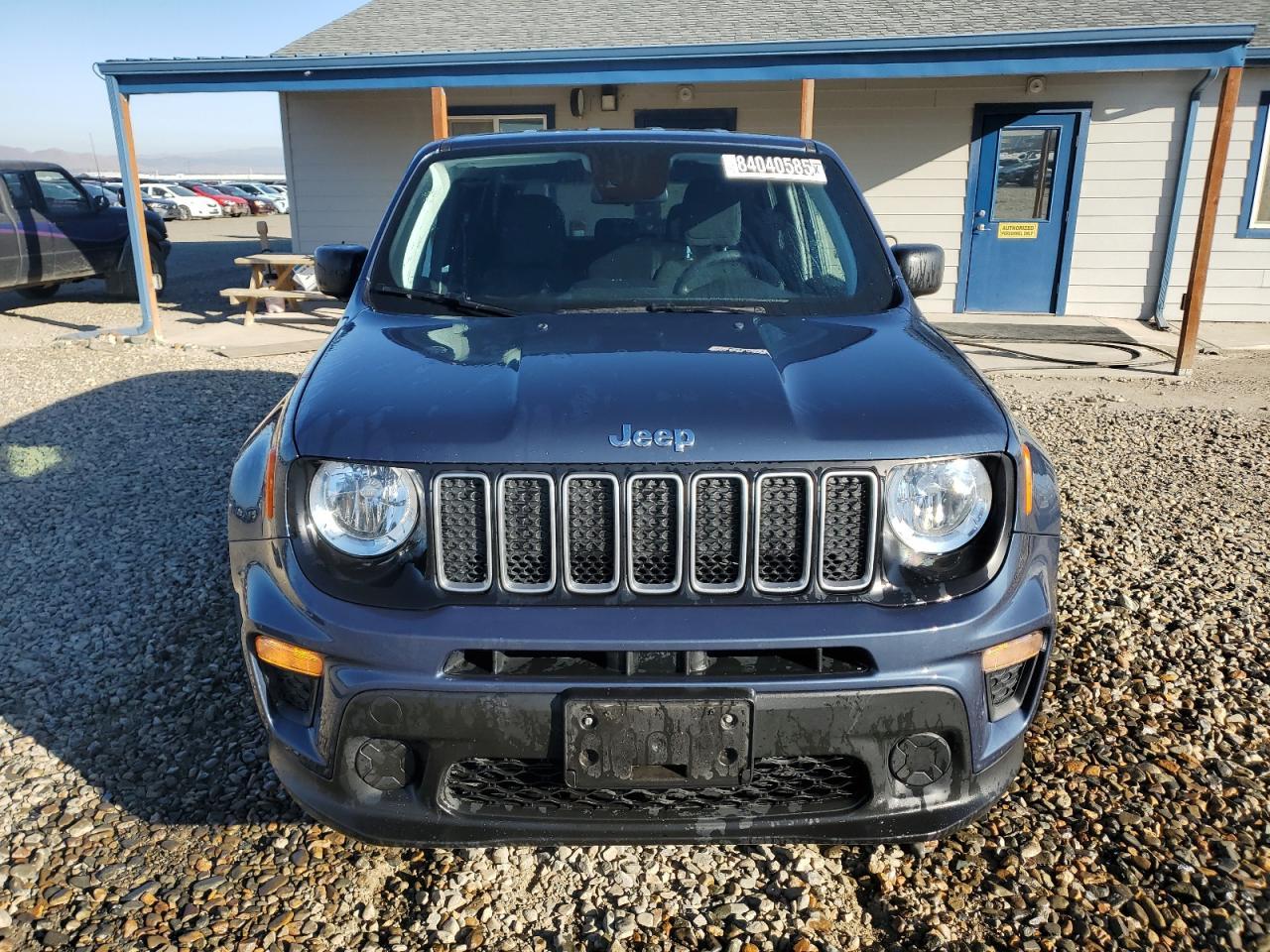 2023 Jeep Renegade Latitude - Image 5