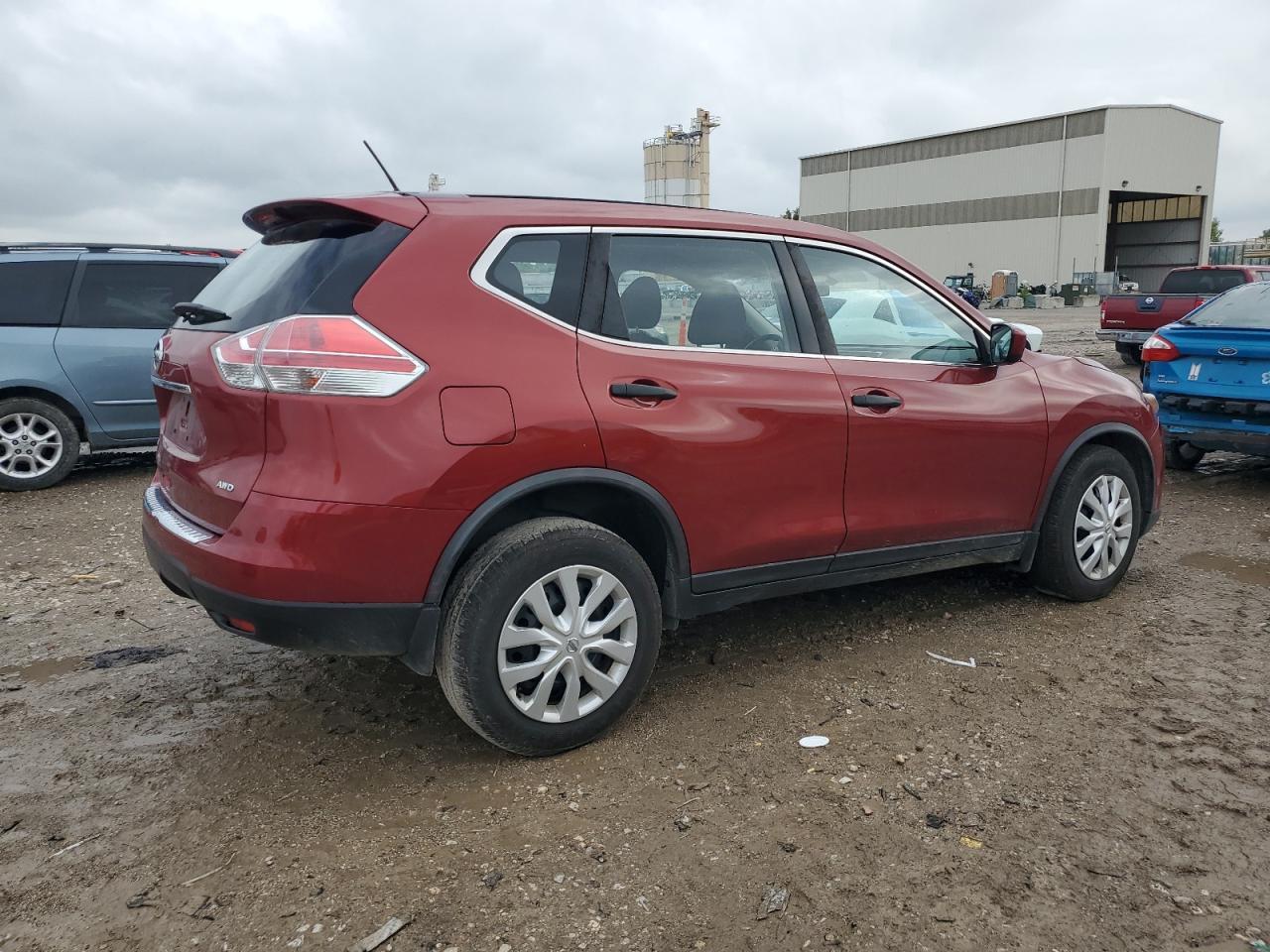 2016 Nissan Rogue S - Image 3