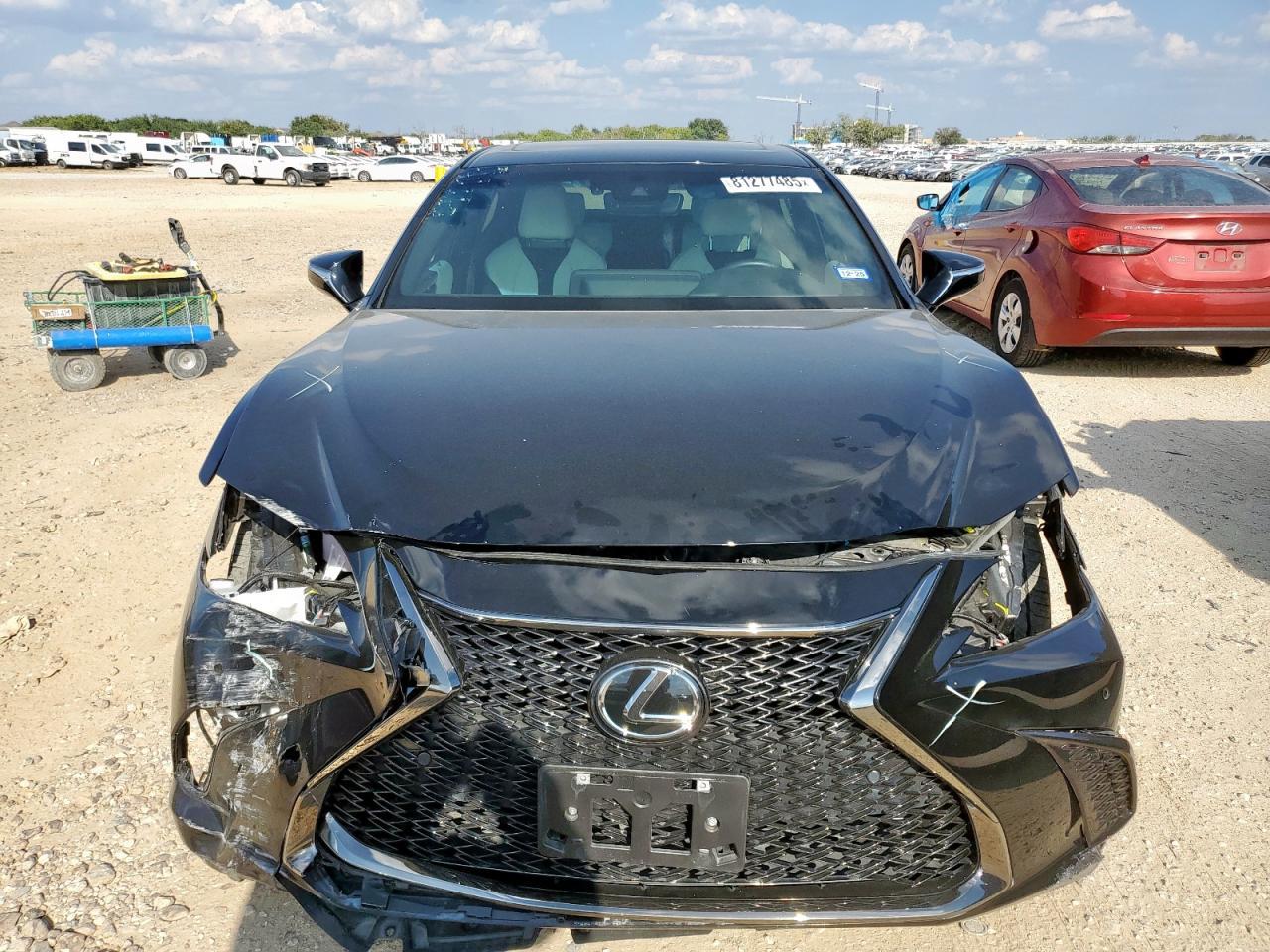 2023 Lexus Es 300H F Sport Handling - Image 5