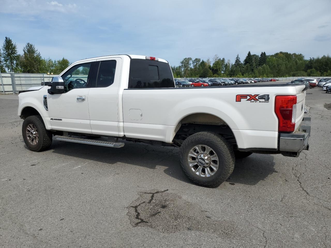 2018 Ford F350 Super Duty - Image 2