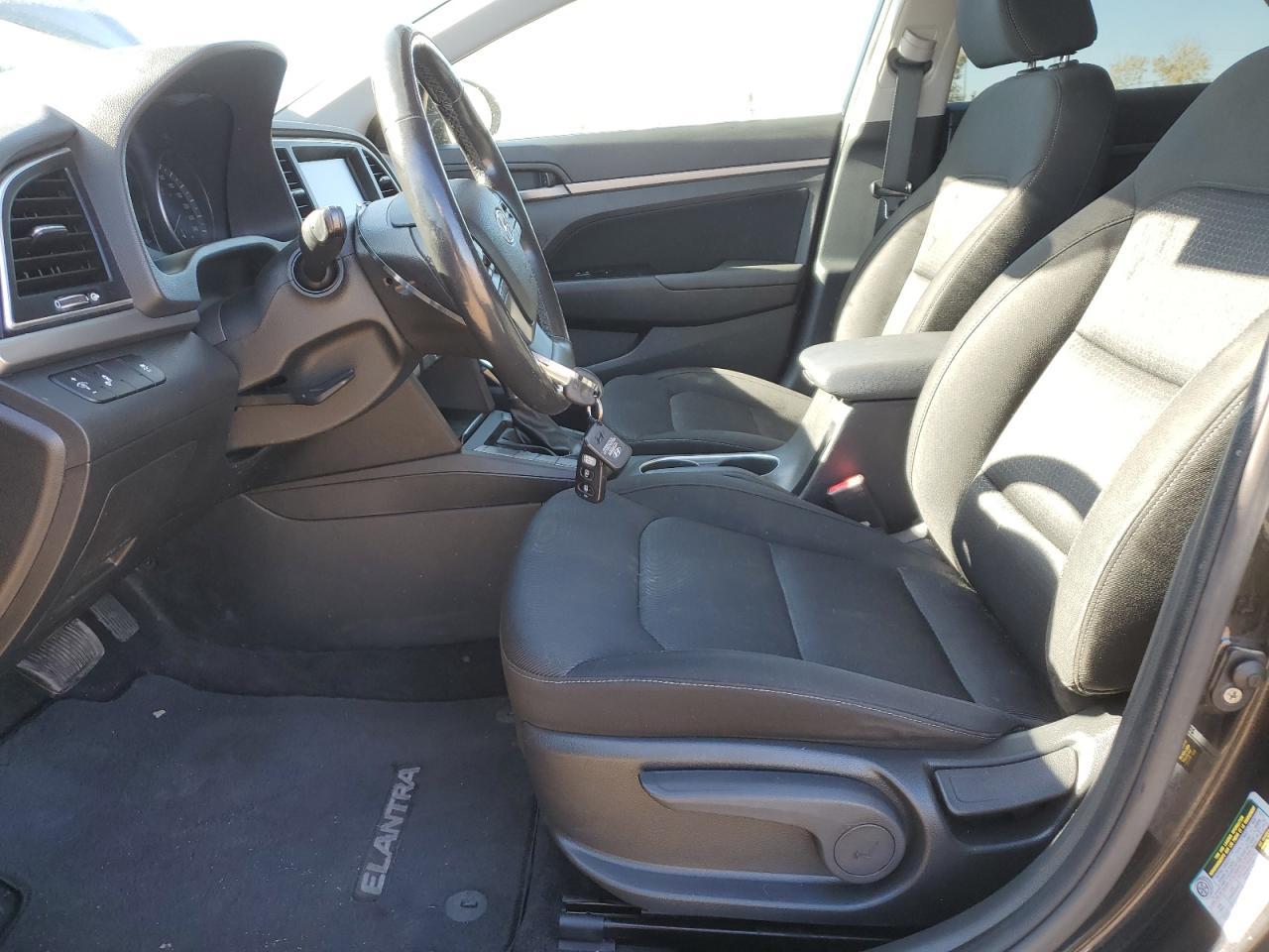 2017 Hyundai Elantra Se - Фото 7