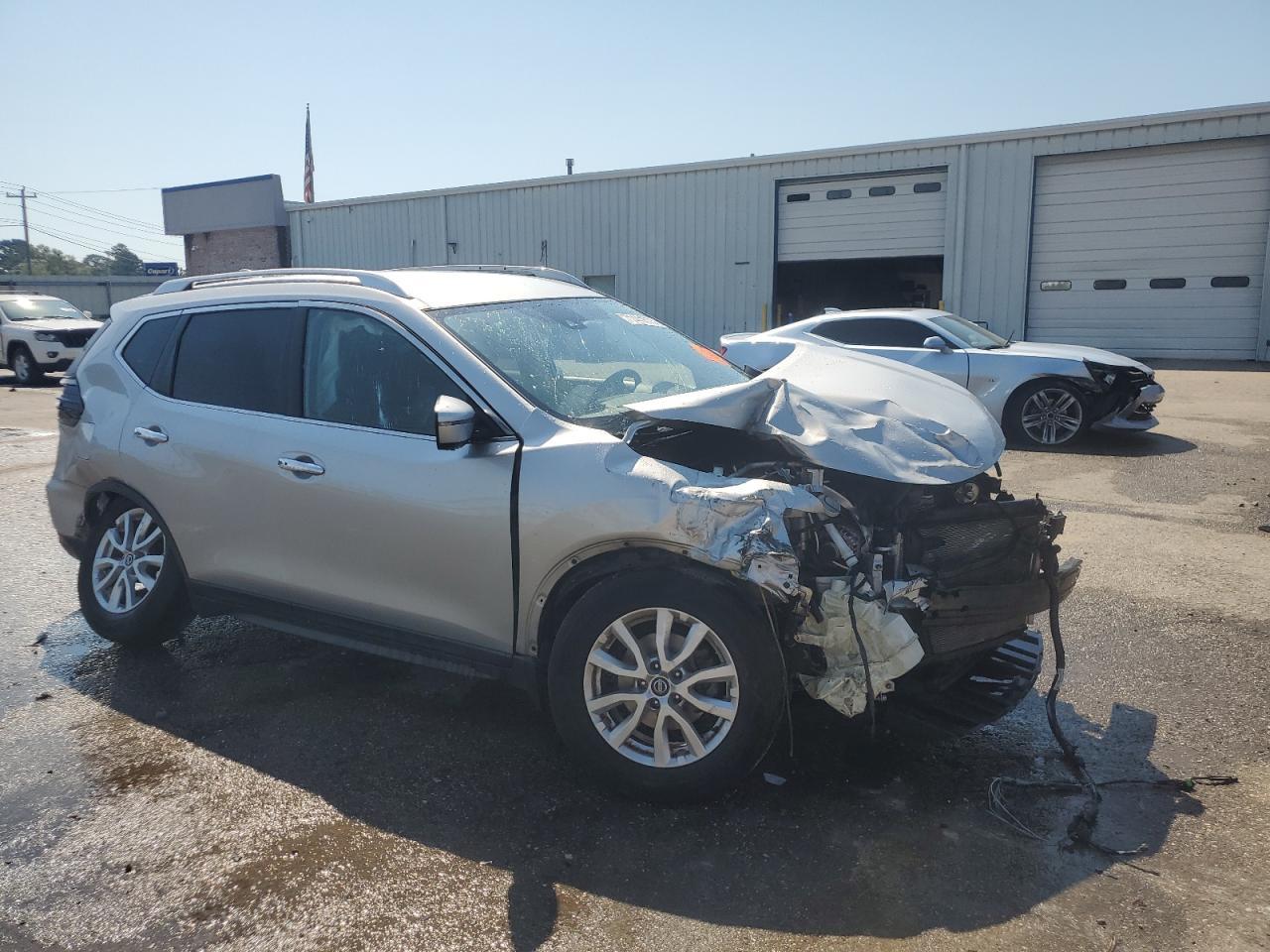 2019 Nissan Rogue S - Фото 4
