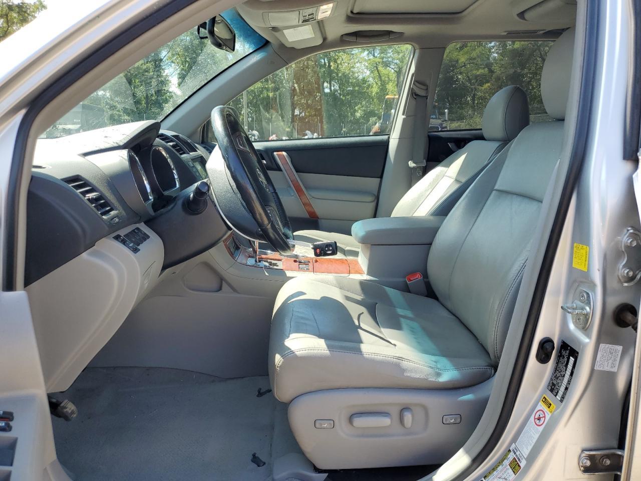 2010 Toyota Highlander Limited - Фото 7