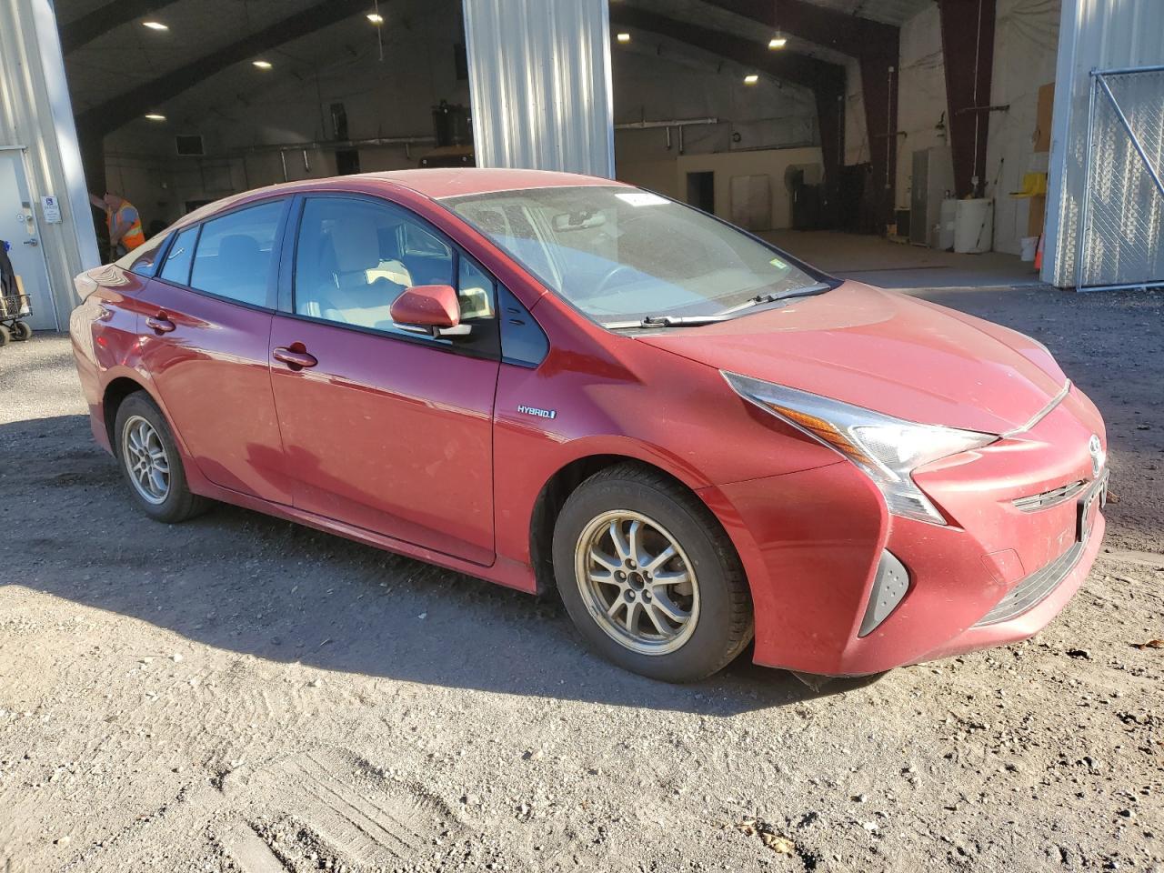 2016 Toyota Prius - Image 4