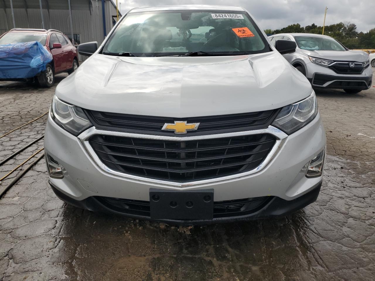 2018 Chevrolet Equinox Ls - Image 5