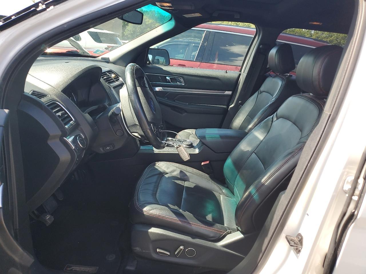 2016 Ford Explorer Sport - Image 7