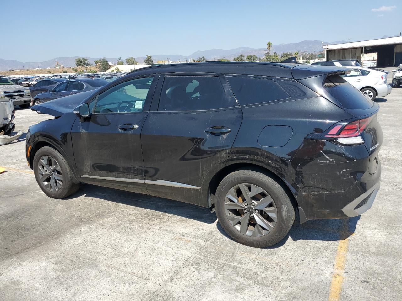 2025 Kia Sportage Sx Prestige - Image 2