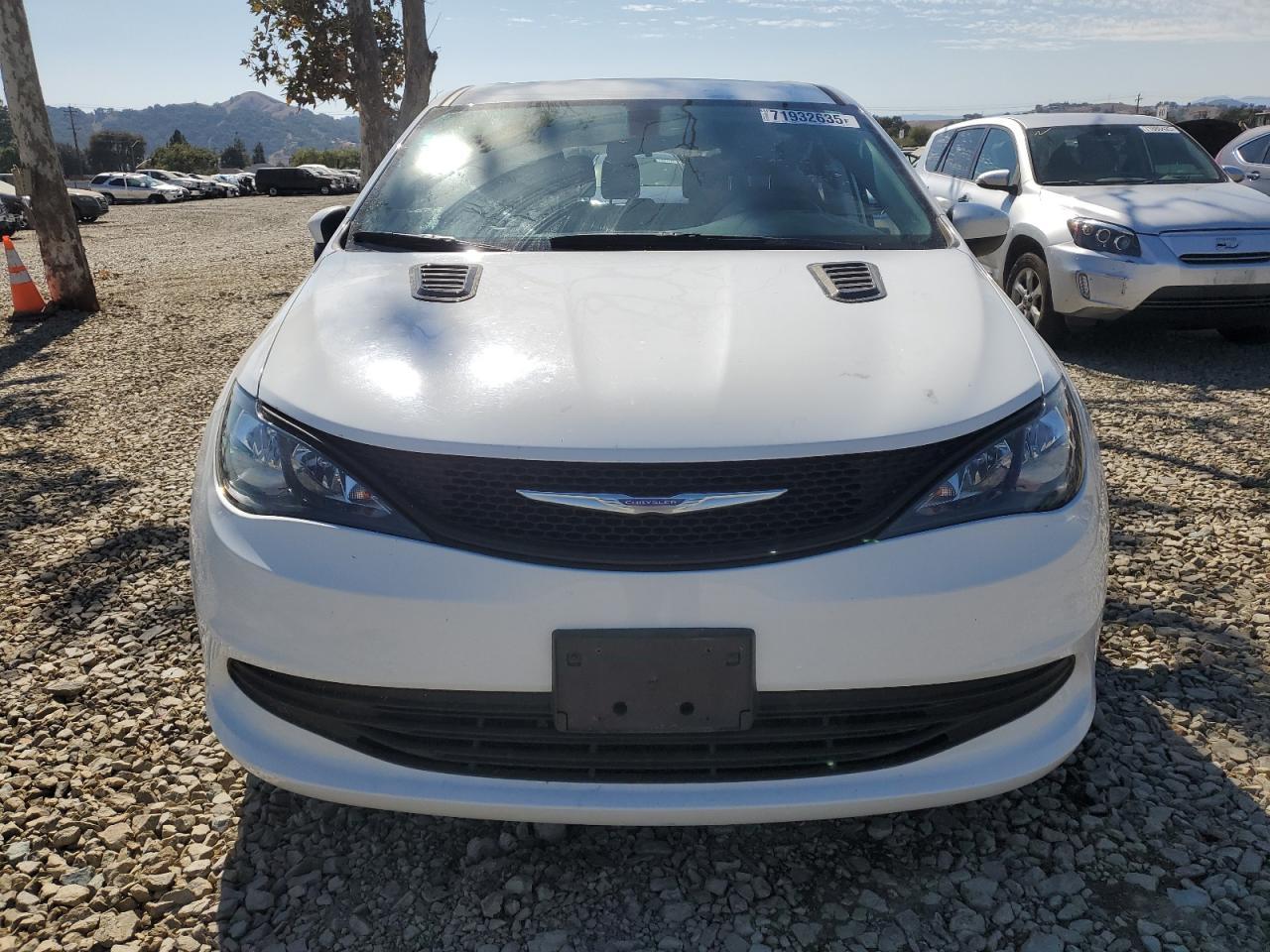 2018 Chrysler Pacifica L - Фото 5