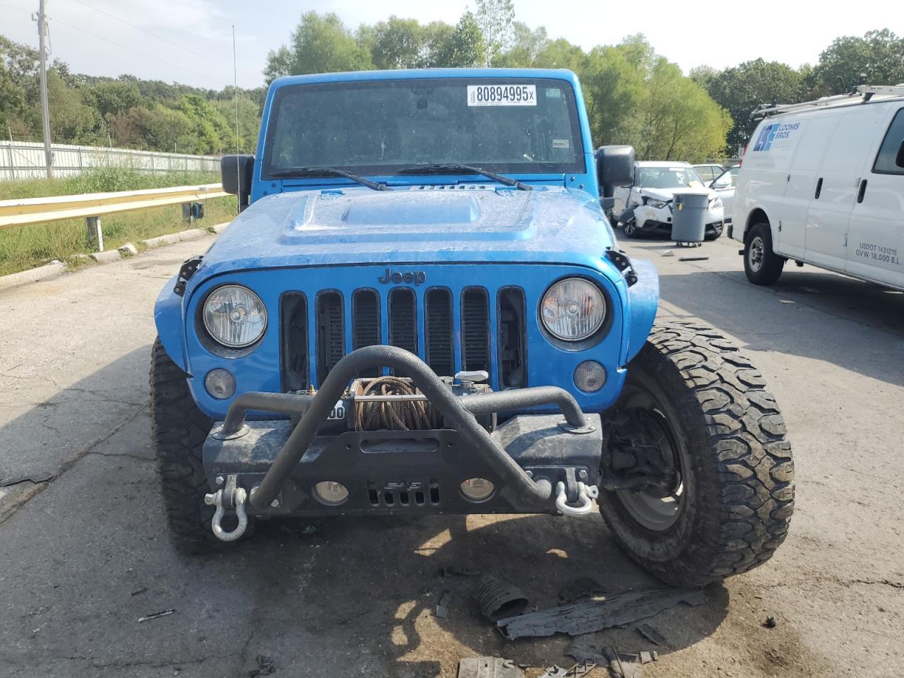 2014 Jeep Wrangler Unlimited Sahara - Image 5