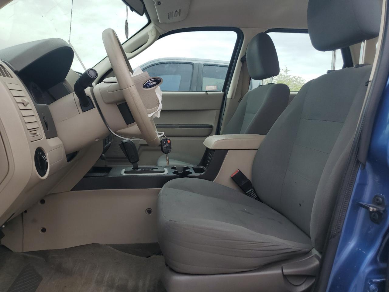 2009 Ford Escape Xls - Image 7