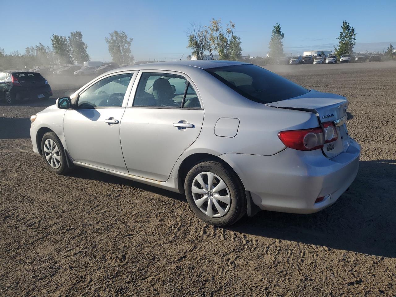 2012 Toyota Corolla Base - Фото 2