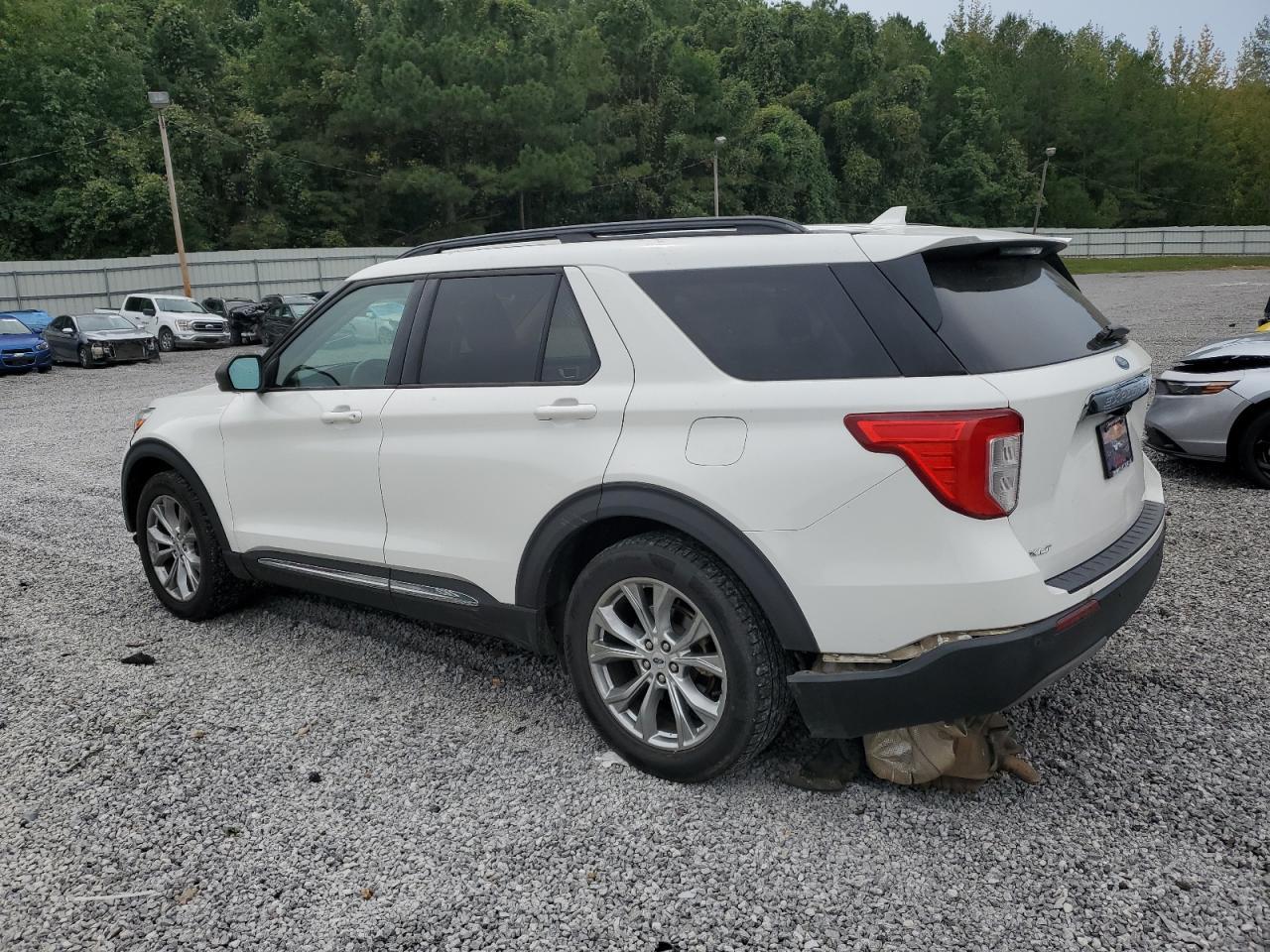 2020 Ford Explorer Xlt - Image 2