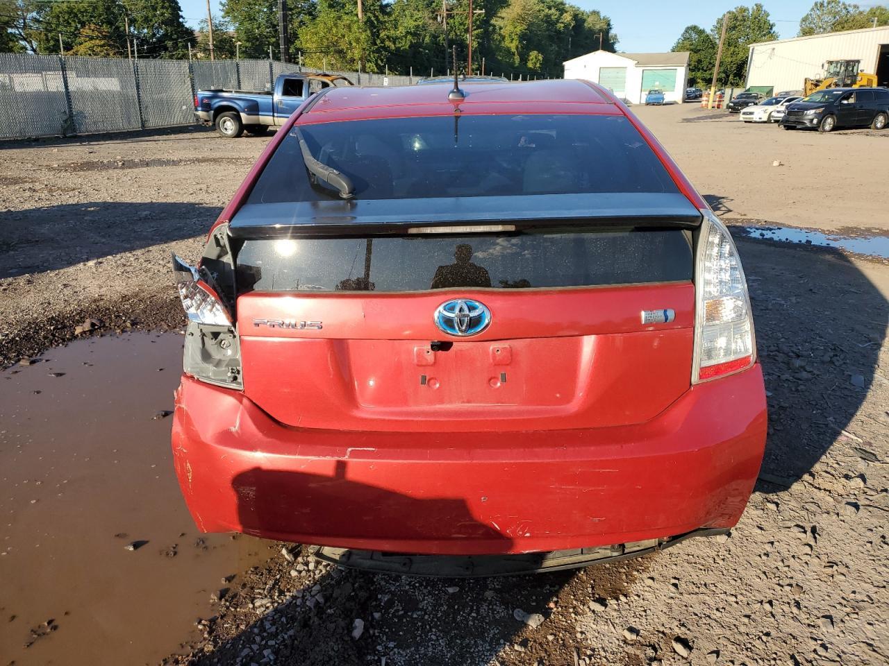 2011 Toyota Prius - Фото 6