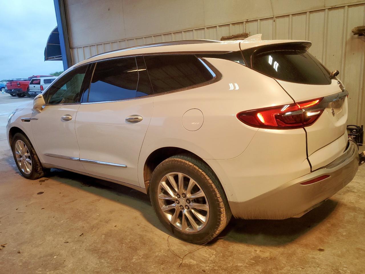 2019 Buick Enclave Premium - Image 2