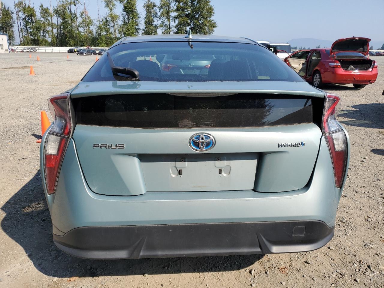 2016 Toyota Prius - Image 6