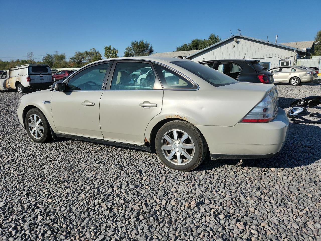 2008 Ford Taurus Sel - Фото 2