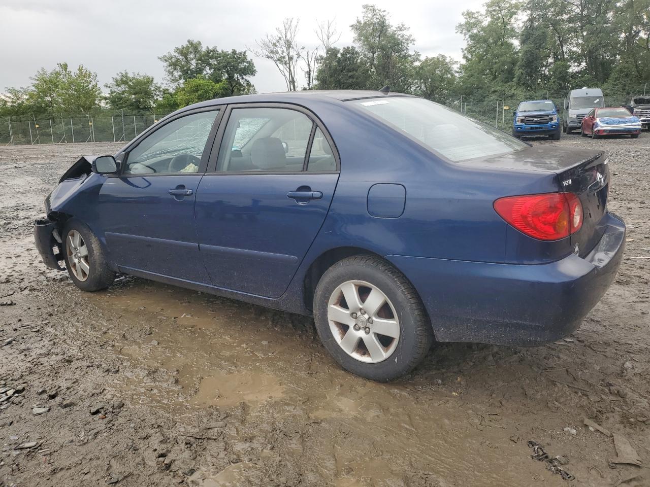 2004 Toyota Corolla Ce - Фото 2