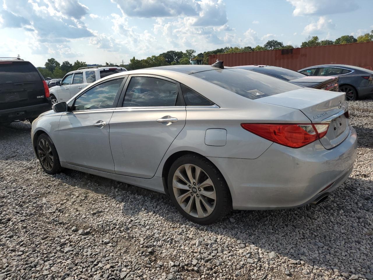 2012 Hyundai Sonata Se - Image 2