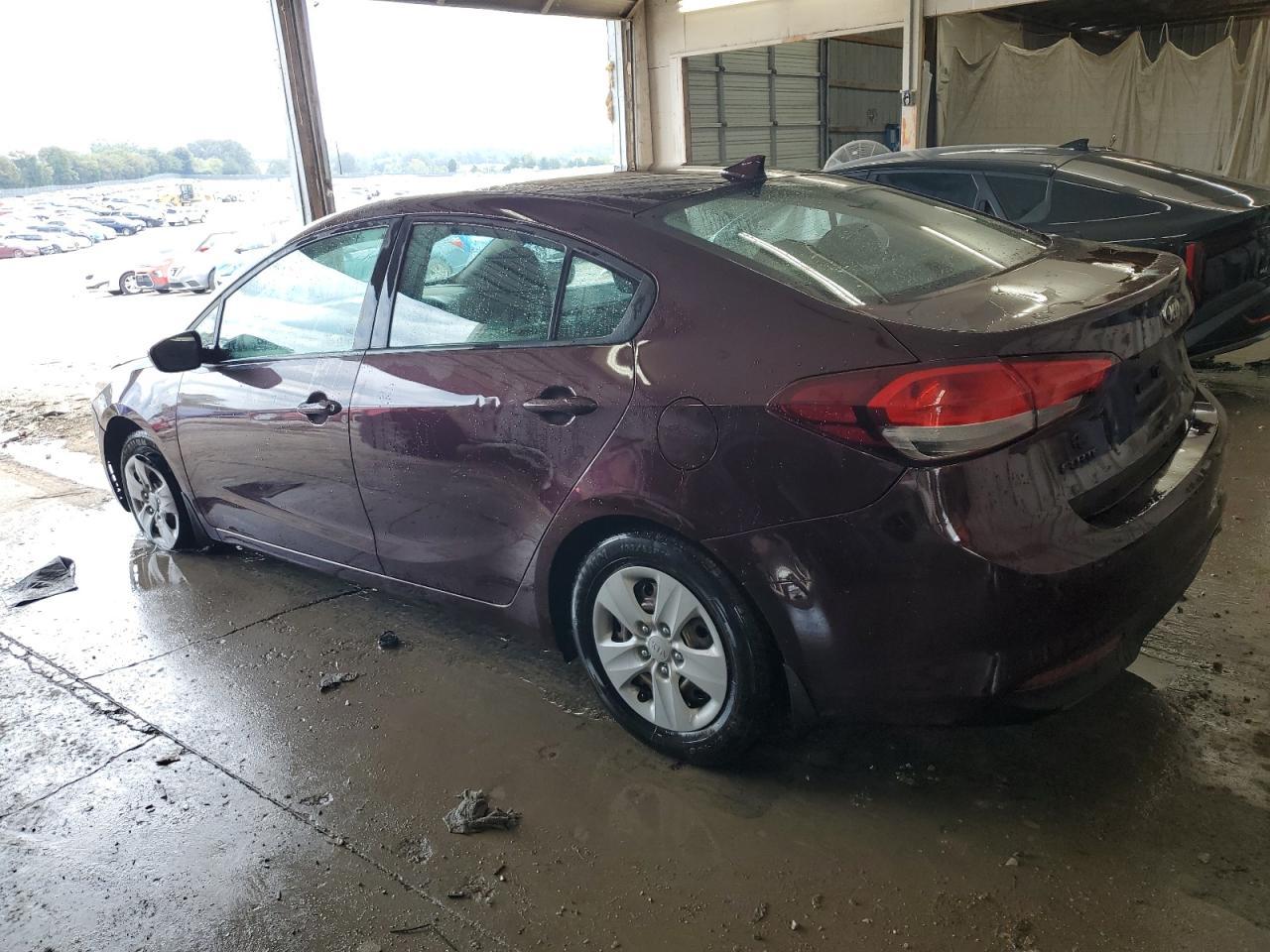 2018 Kia Forte Lx - Image 2