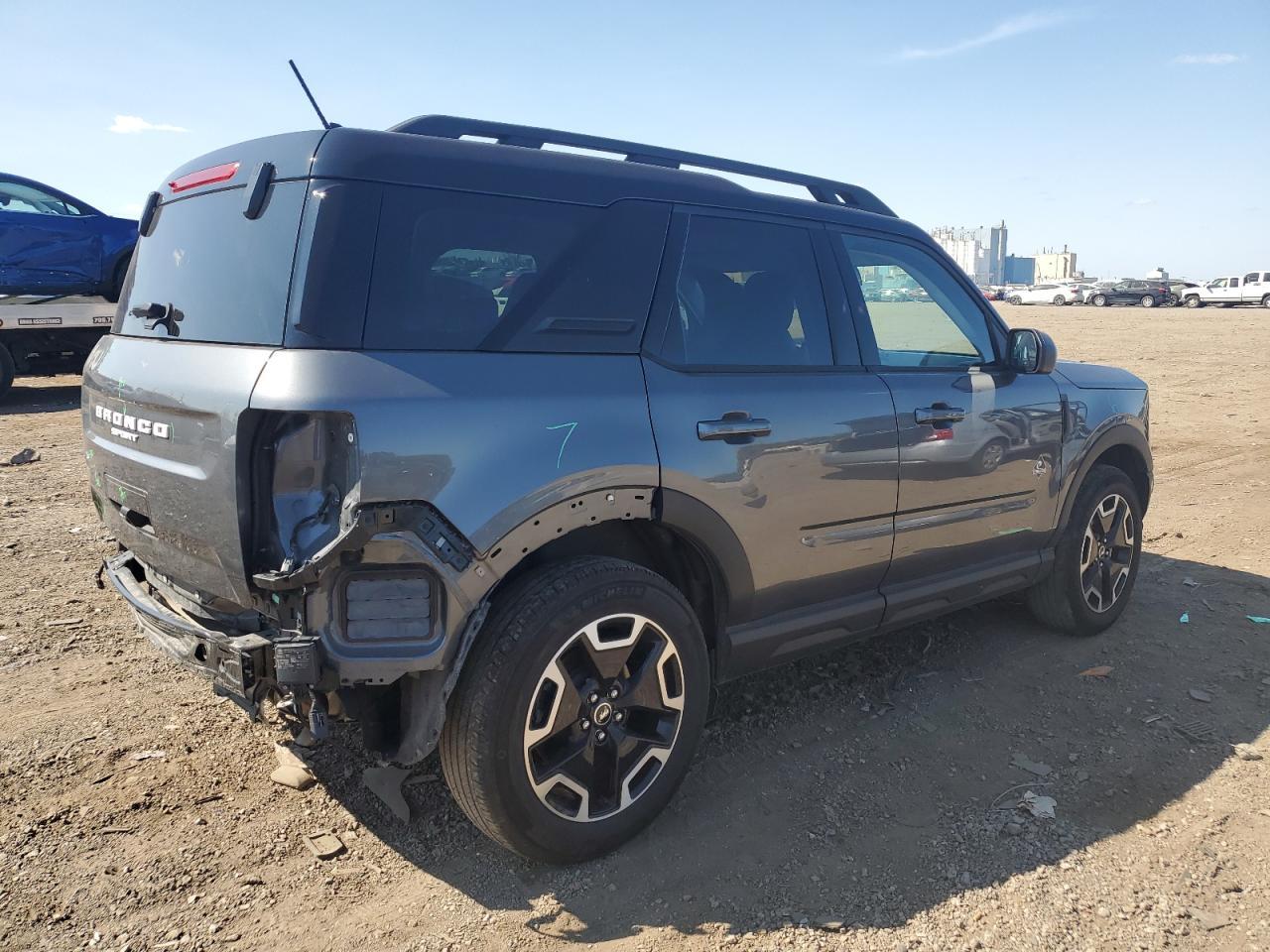 2024 Ford Bronco Sport Outer Banks - Image 3