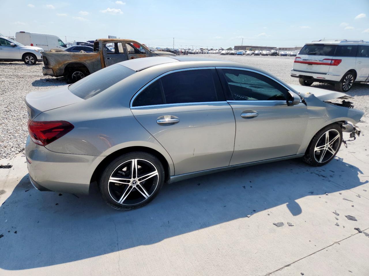 2019 Mercedes-Benz A 220 4Matic - Фото 3