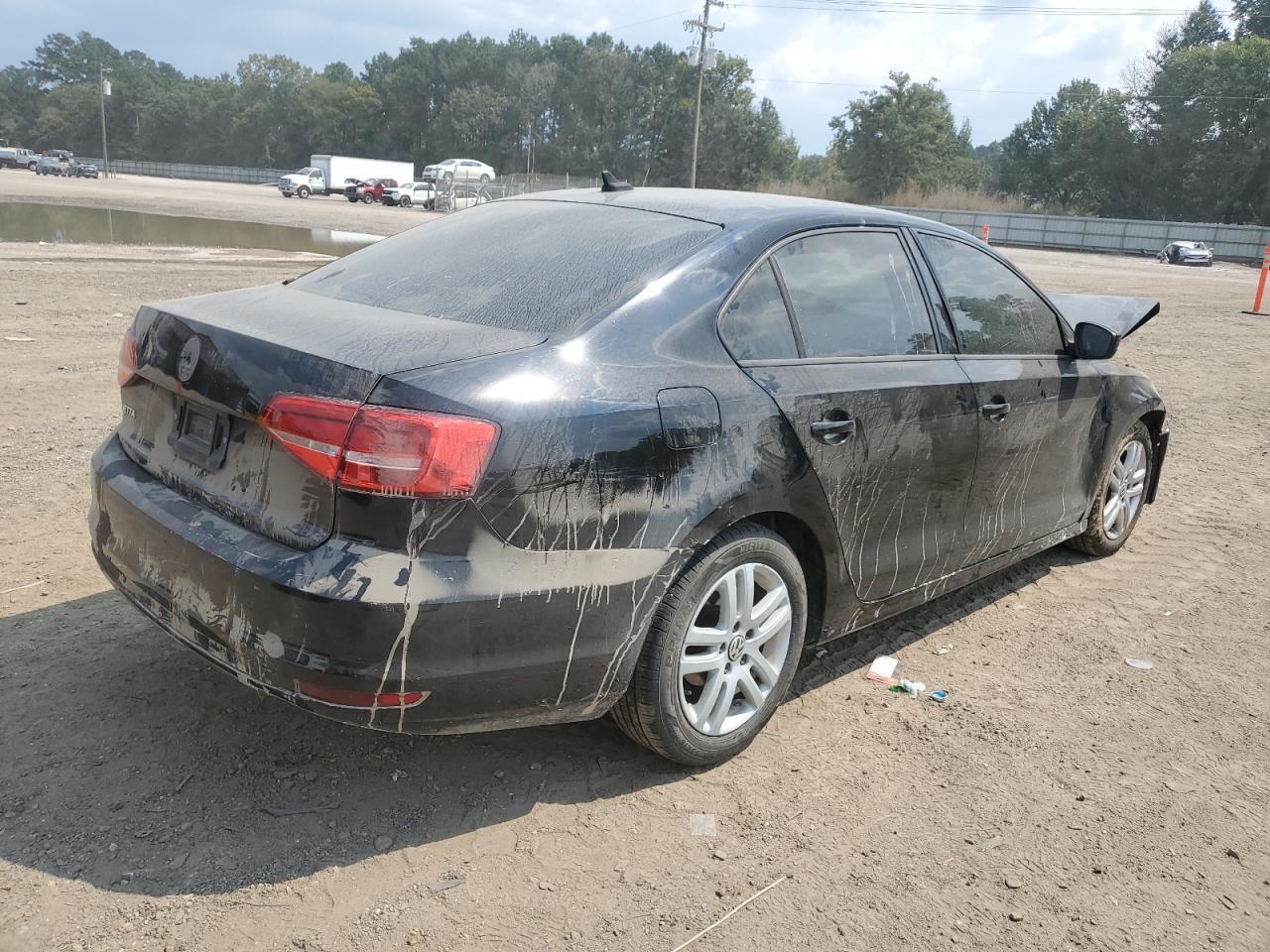 2015 Volkswagen Jetta Base - Image 3